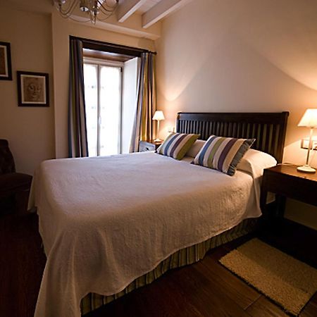 Las Casas Rurales Huerta San Benito Villamayor  Δωμάτιο φωτογραφία