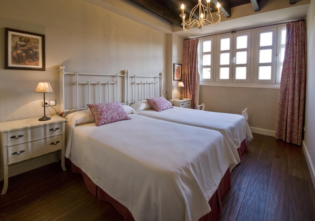 Las Casas Rurales Huerta San Benito Villamayor  Εξωτερικό φωτογραφία