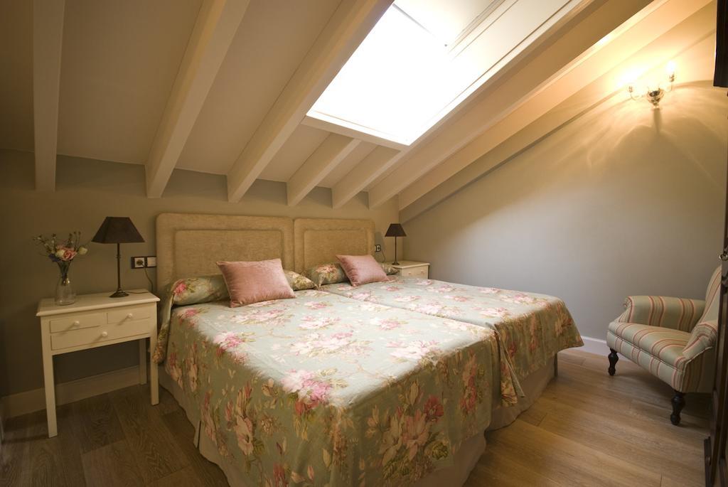Las Casas Rurales Huerta San Benito Villamayor  Δωμάτιο φωτογραφία