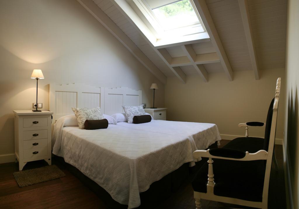 Las Casas Rurales Huerta San Benito Villamayor  Δωμάτιο φωτογραφία